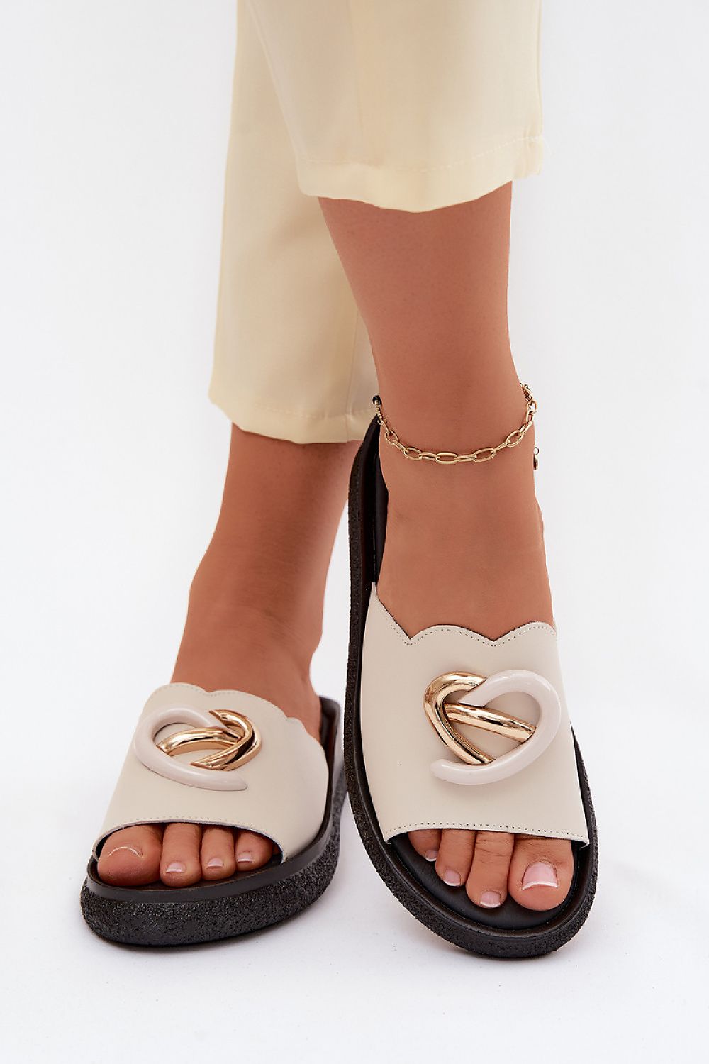 Buskin model 229731 Step in style