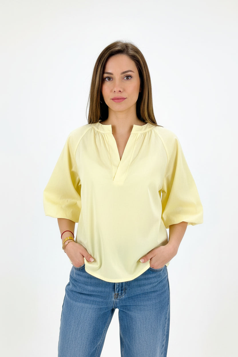 Blusa com folhos