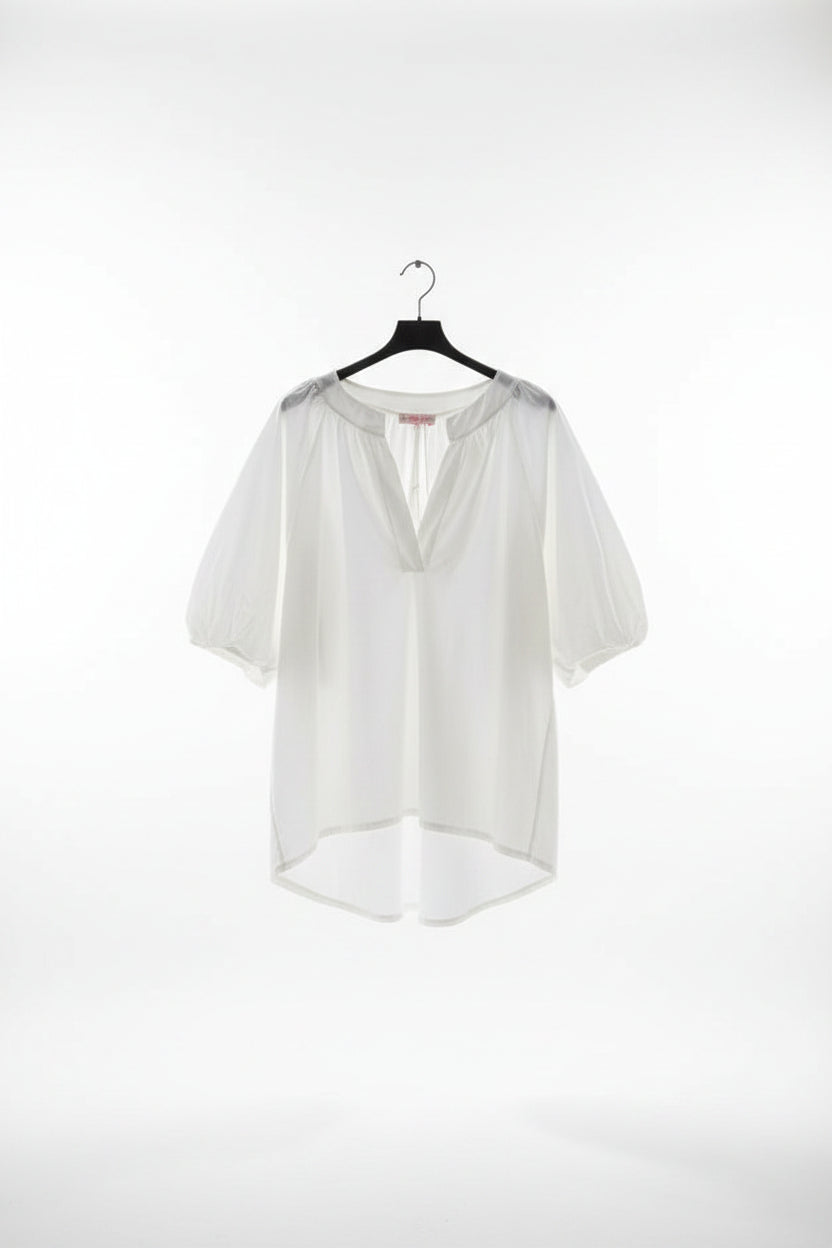 Blusa com folhos