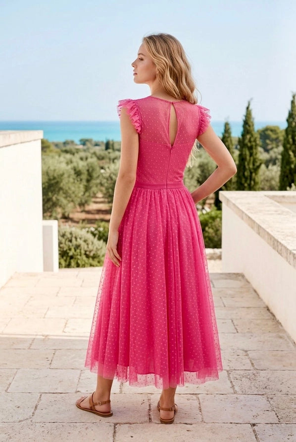 Vestido Midi Elegante em Tule