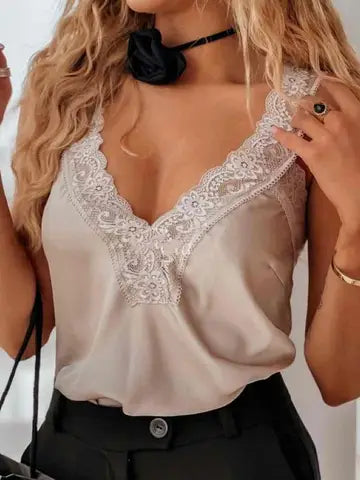 Top de Alças Acetinado com Detalhe em Renda Premium