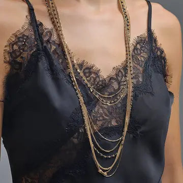 Vestido de Cetim Assimétrico
