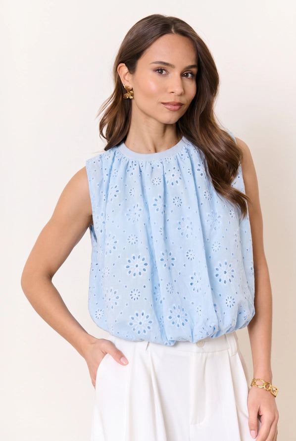 Top Pure Lace em Bordado Inglês