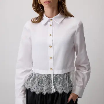 Camisa Cropped com Barra em Renda