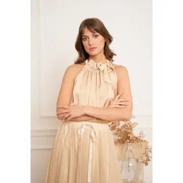 Blusa de Cetim com Laço