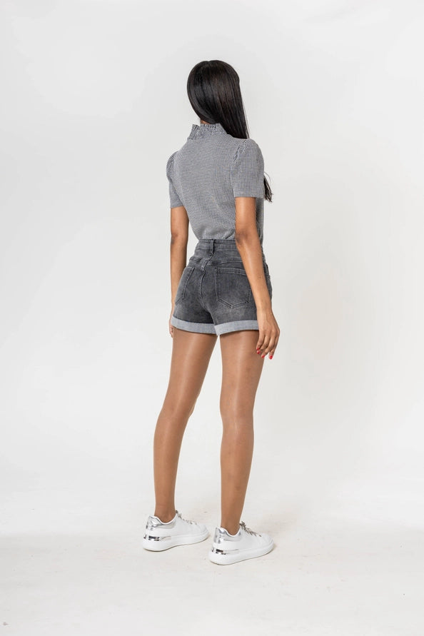 Calções Denim Essential Stretch cintura alta.