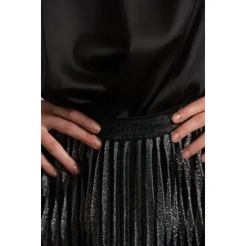 Blusa de Cetim com Laço
