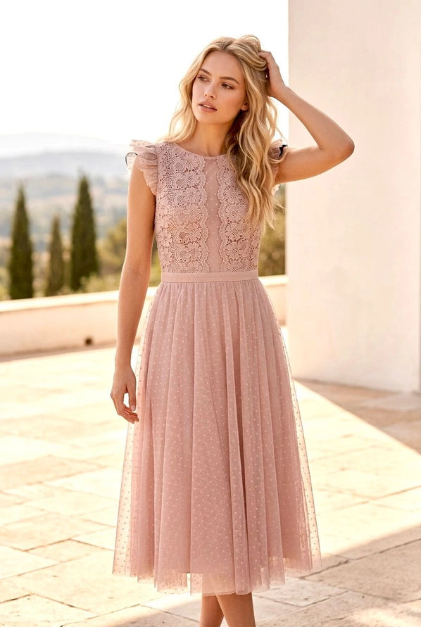 Vestido Midi Elegante em Tule