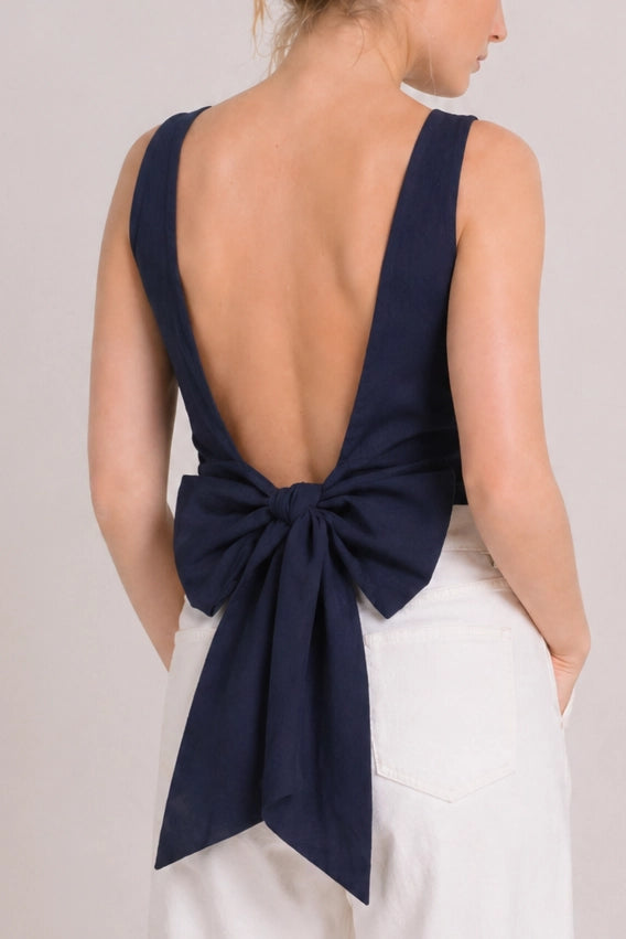 Top Bow Statement Costas Nuas