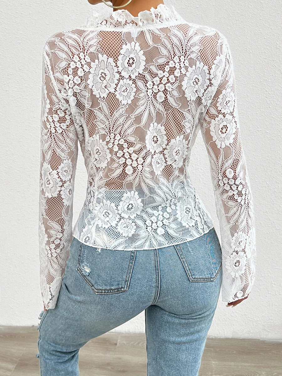 Blusa Justa em Renda Floral com Detalhe de Atacadores