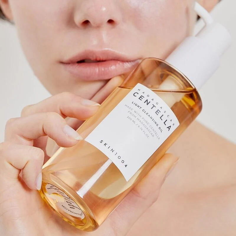 Skin1004 Madagascar Centella Light Cleansing Oil (200ml)