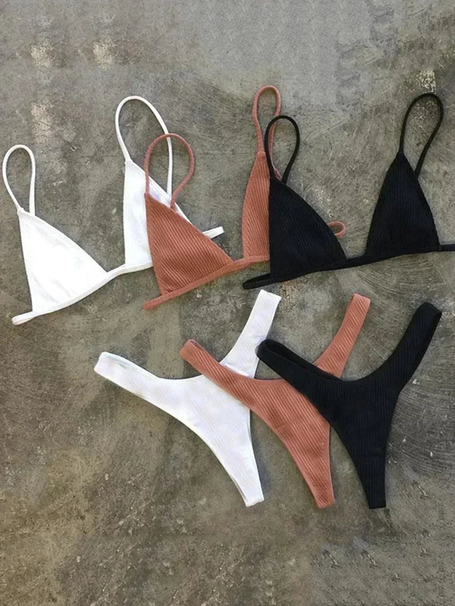 Biquínis tanga  brasileiros