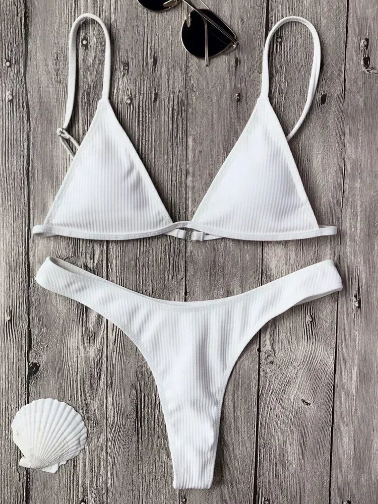 Biquínis tanga  brasileiros