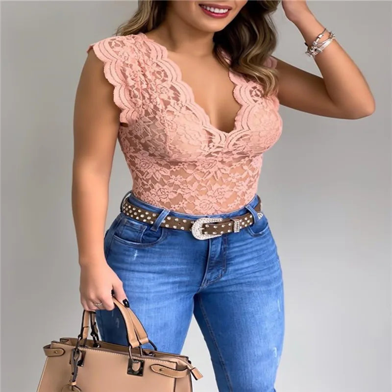 Camisa Clássica em Renda Floral de Manga Curta