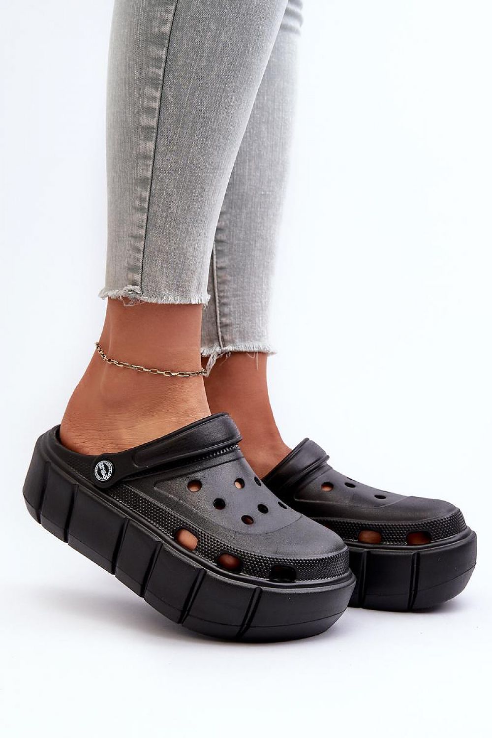  Flip-flops model 197243 Step in style 