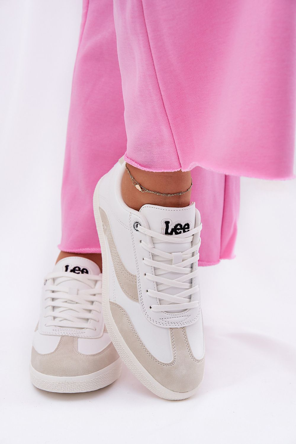  Sport Shoes model 211326 Step in style 