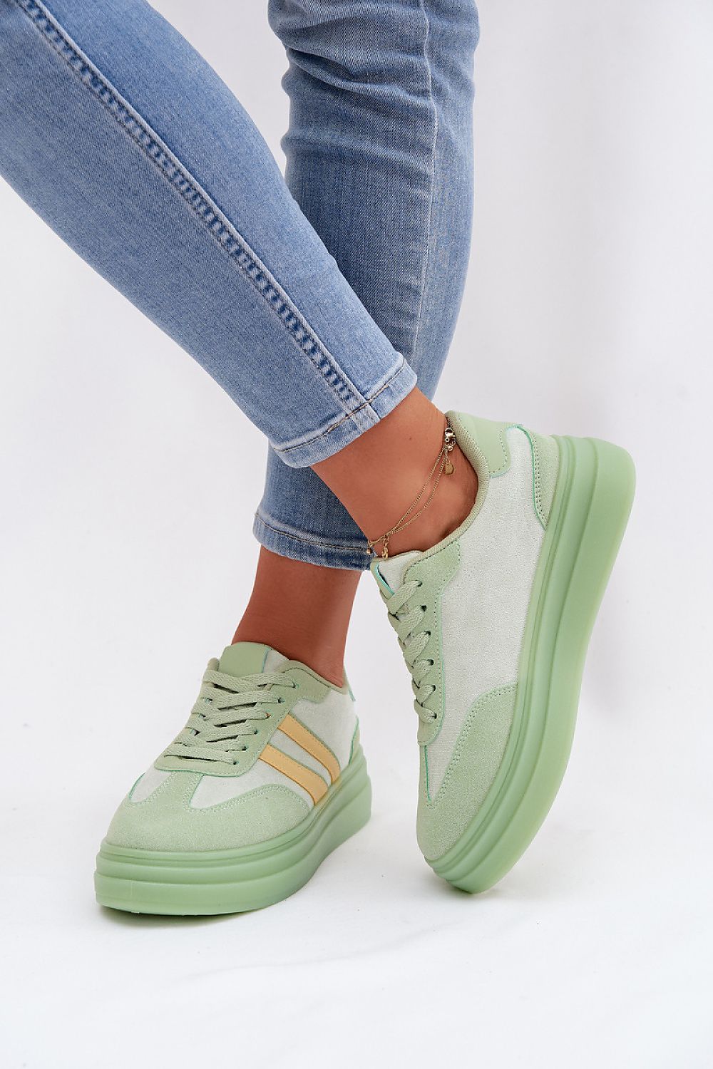  Sport Shoes model 224406 Step in style 