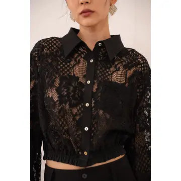 Blusa Crop de Renda Floral