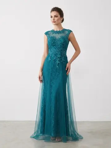 Vestido de Cerimónia Sereia em Renda e Tule Verde Esmeralda