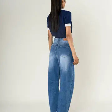 Calça Jeans Balão Larga (Corte Barril)