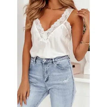 Top de Alças Acetinado com Detalhe em Renda Premium