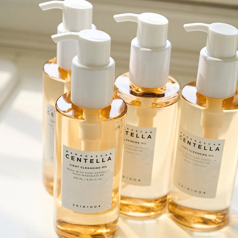 Skin1004 Madagascar Centella Light Cleansing Oil (200ml)